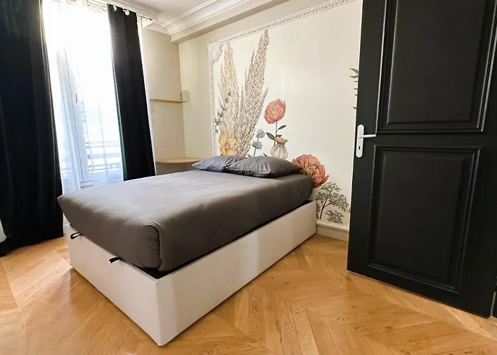 Luxury - 3 Bedrooms / Arc De Triomphe * Paryż