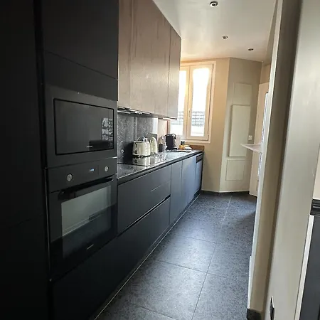 Luxury Apartment - 3 Bedrooms / Arc De Triomphe Parijs