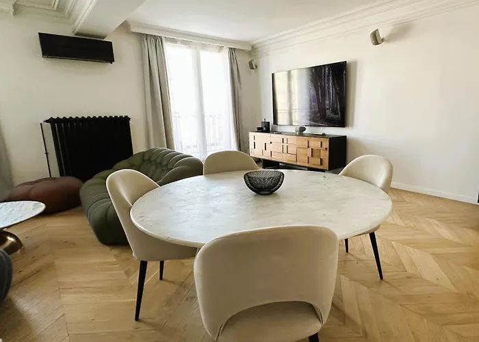 Luxury - 3 Bedrooms / Arc De Triomphe