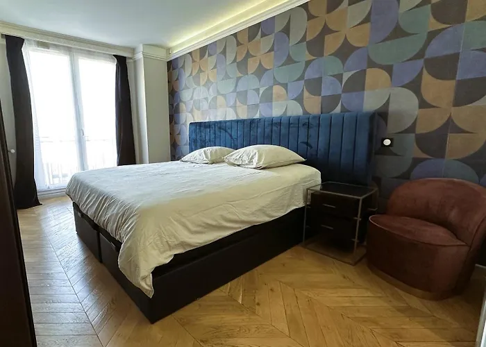 Luxury - 3 Bedrooms / Arc De Triomphe شقة *